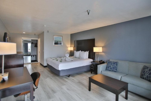 Best Western Surf City image 9